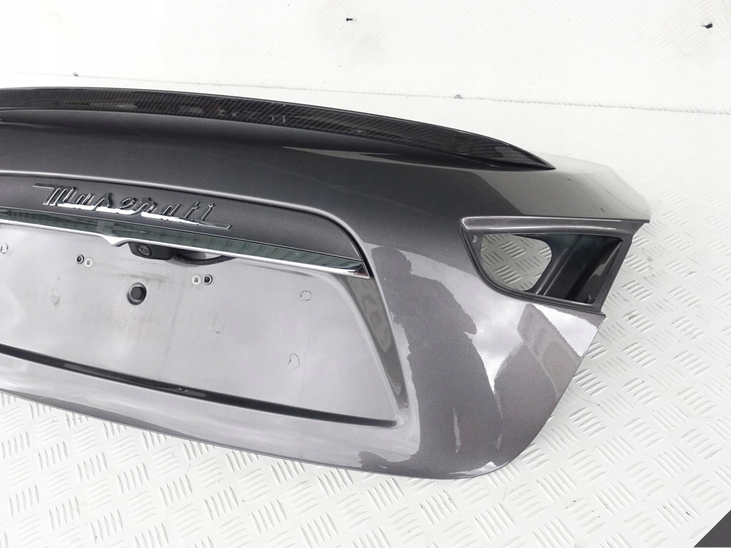 MASERATI GHIBLI CARBON LOTKA KAMERA boot door KPL.