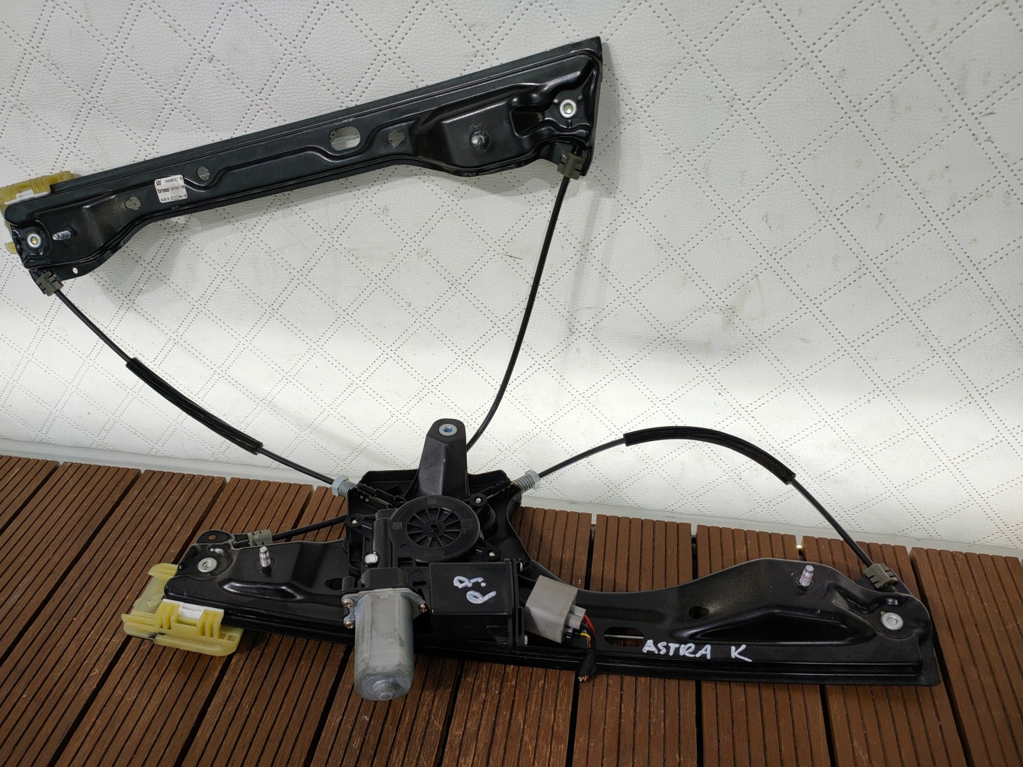 OPEL ASTRA V K 15-21 window regulator front right mini motor running board OE