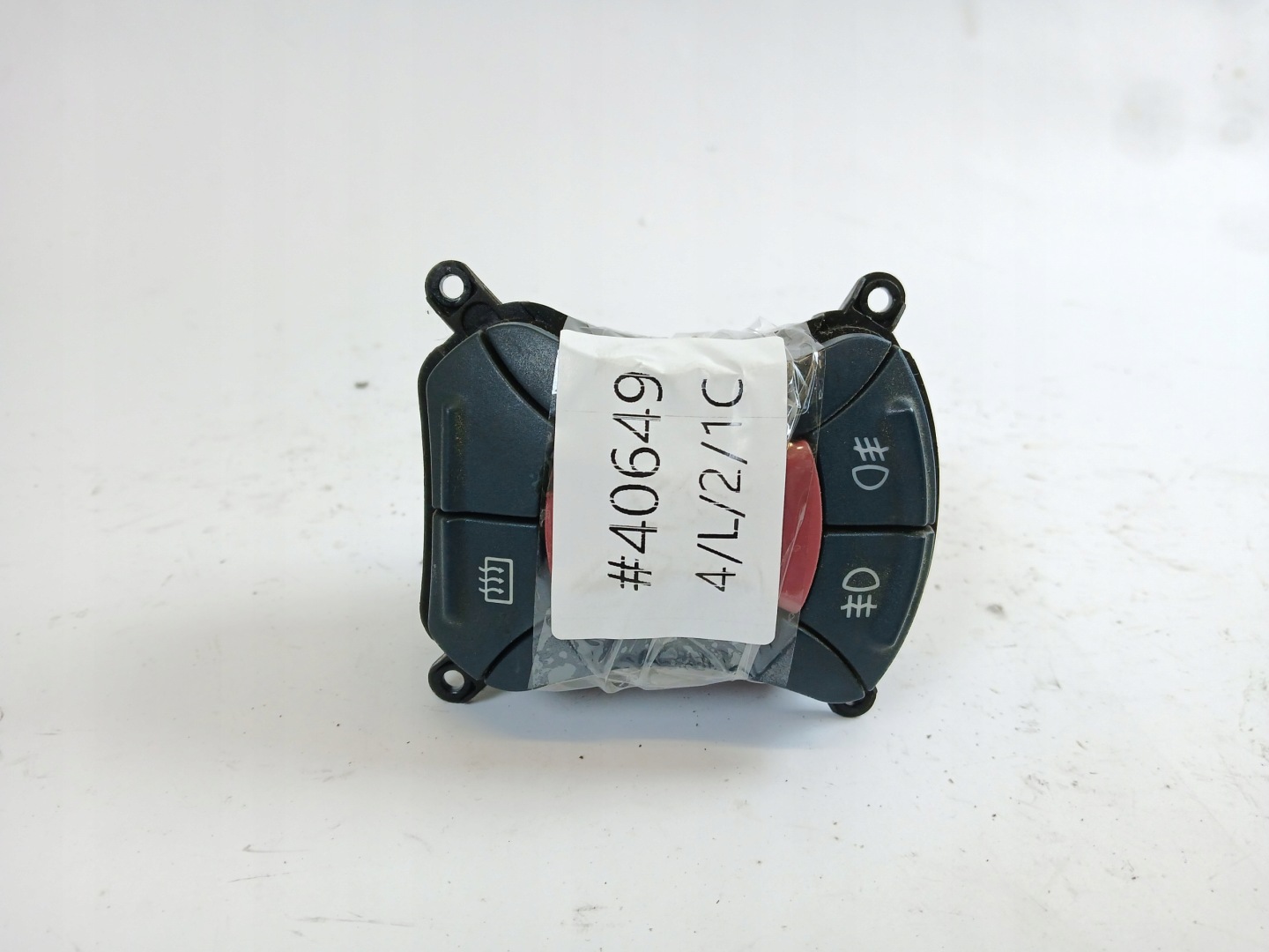 FIAT DOBLO and button light switch of warning lights