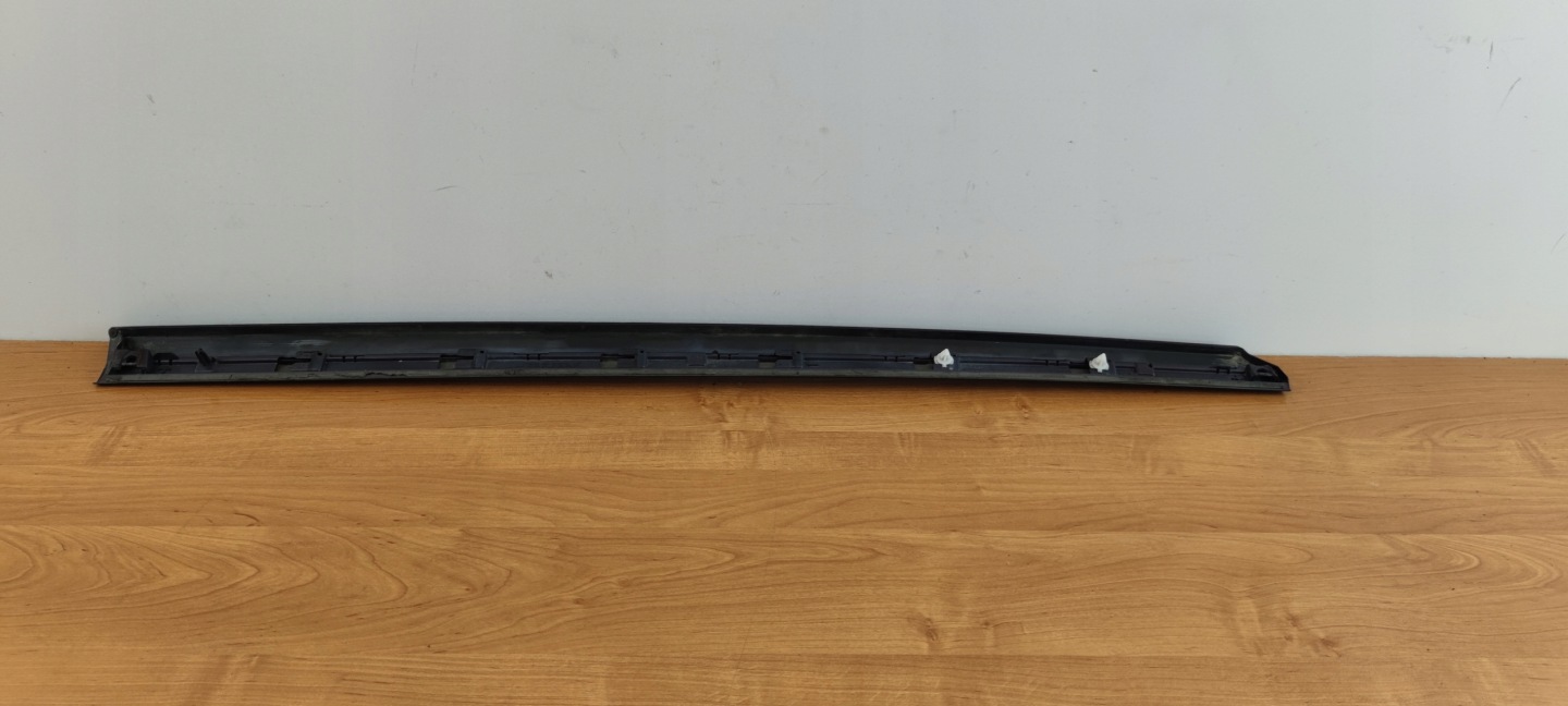 VW PASSAT B8 3G right moulding door front LISTEWKA