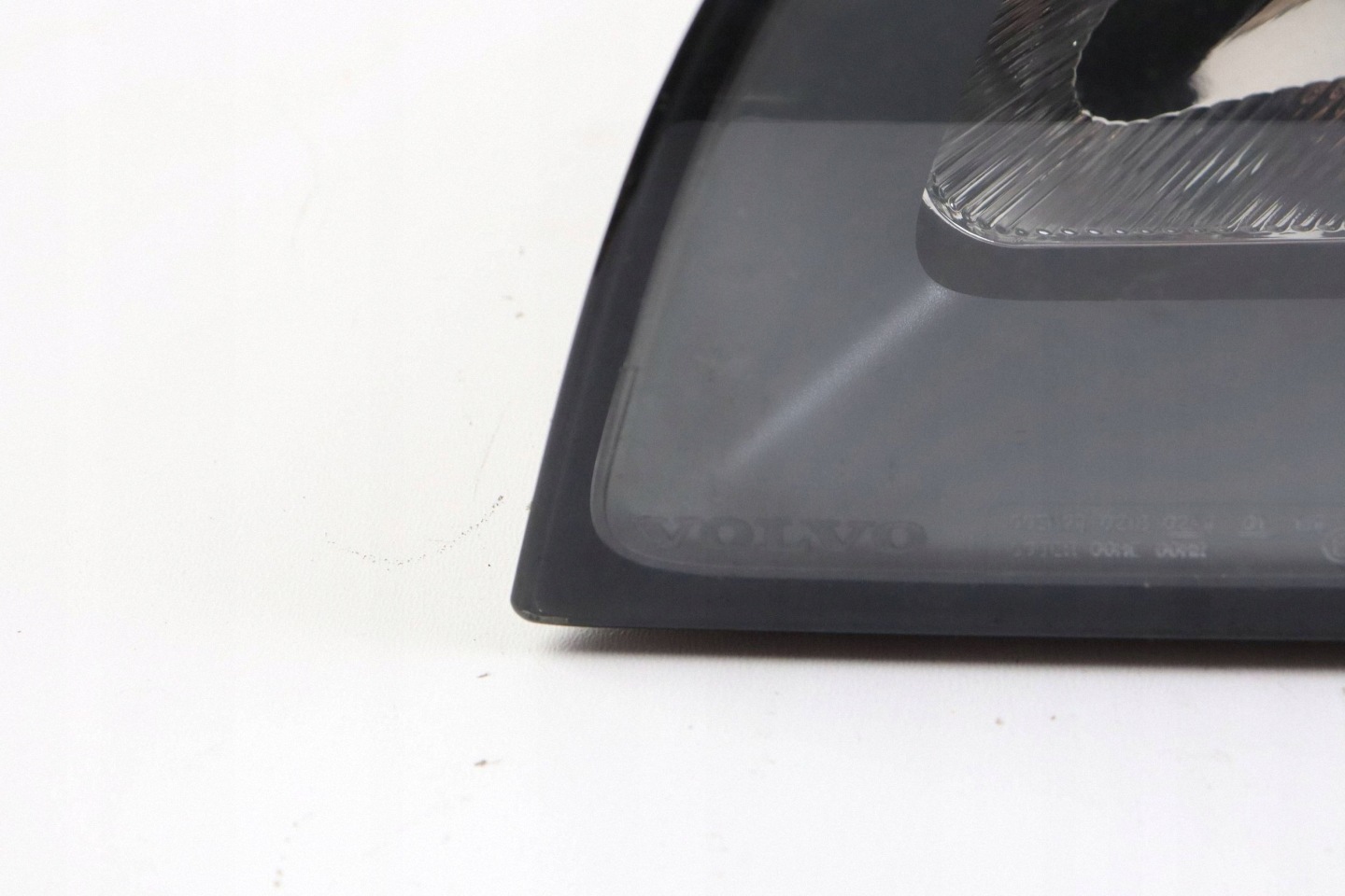 VOLVO V50 and light front left front 31335221 0301198203 EUROPA