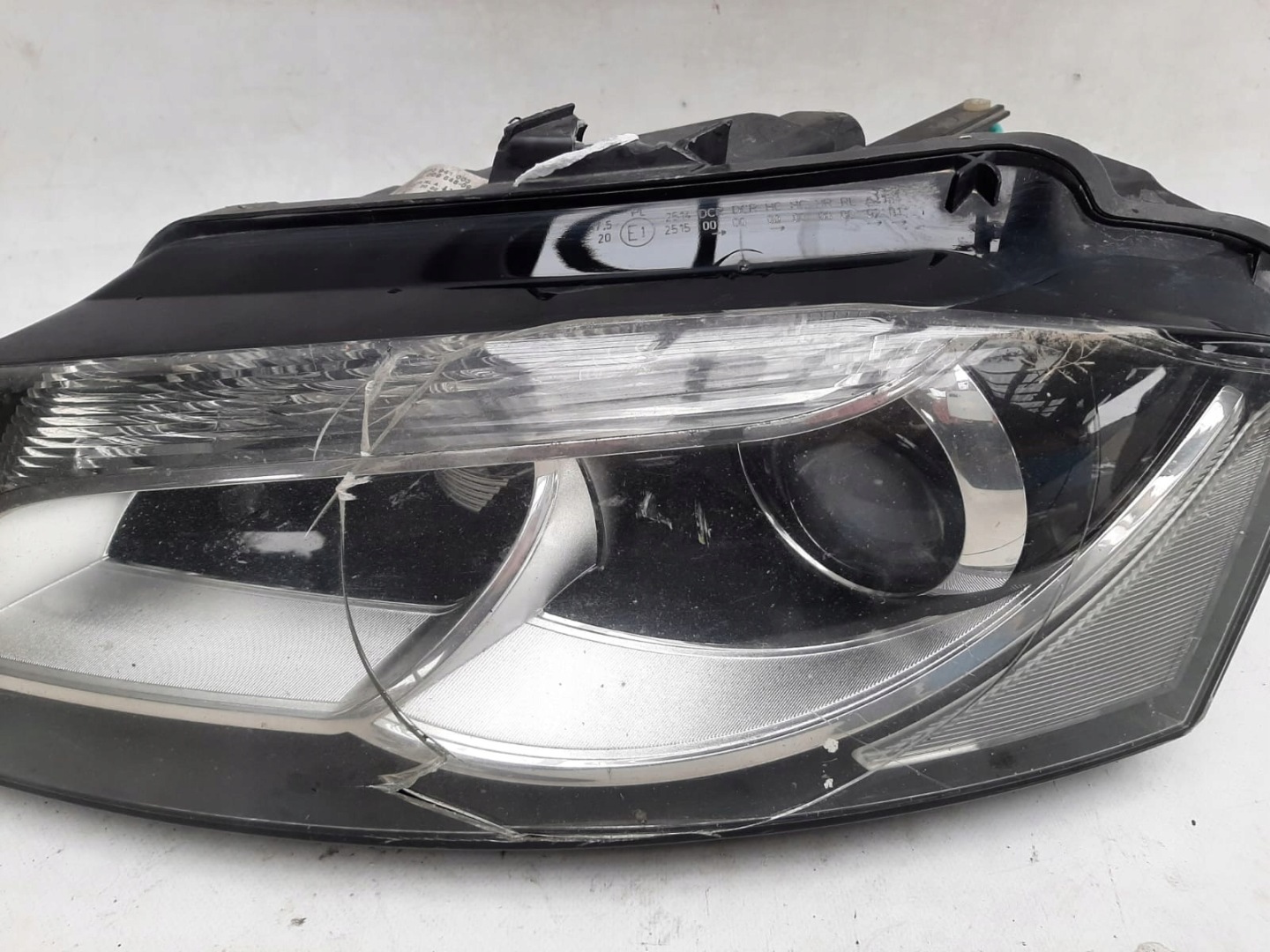 AUDI A3 8P LIFT 08- light left front front XENON 8P0941003