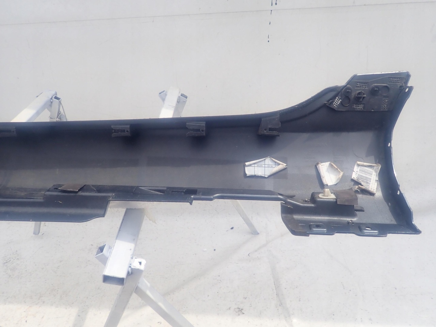 VOLVO V40 12-> threshold right moulding threshold right