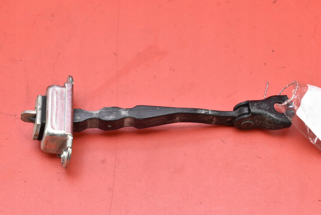 limiter door left front NISSAN LEAF 1 and ZE0 LIFT 10-17