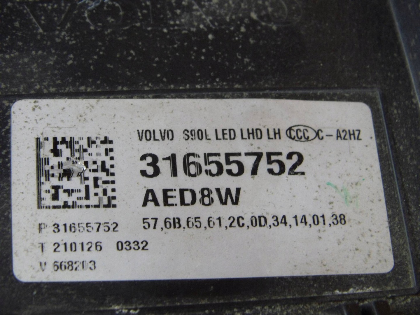 Volvo S90 V90 2021-2025 LIFT light left front front left 31655752