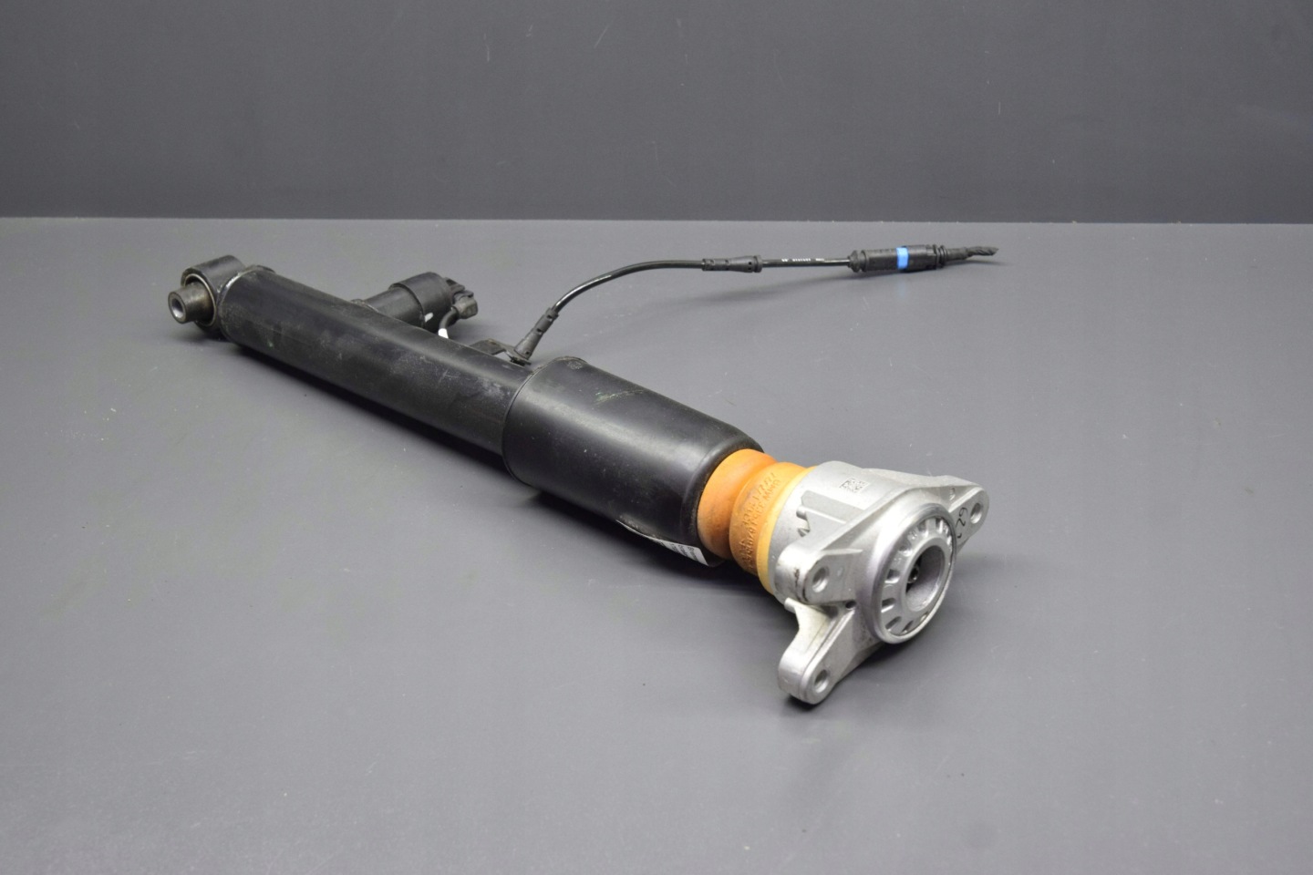 shock absorber right left rear part BMW 4 G23 VDC 6122km