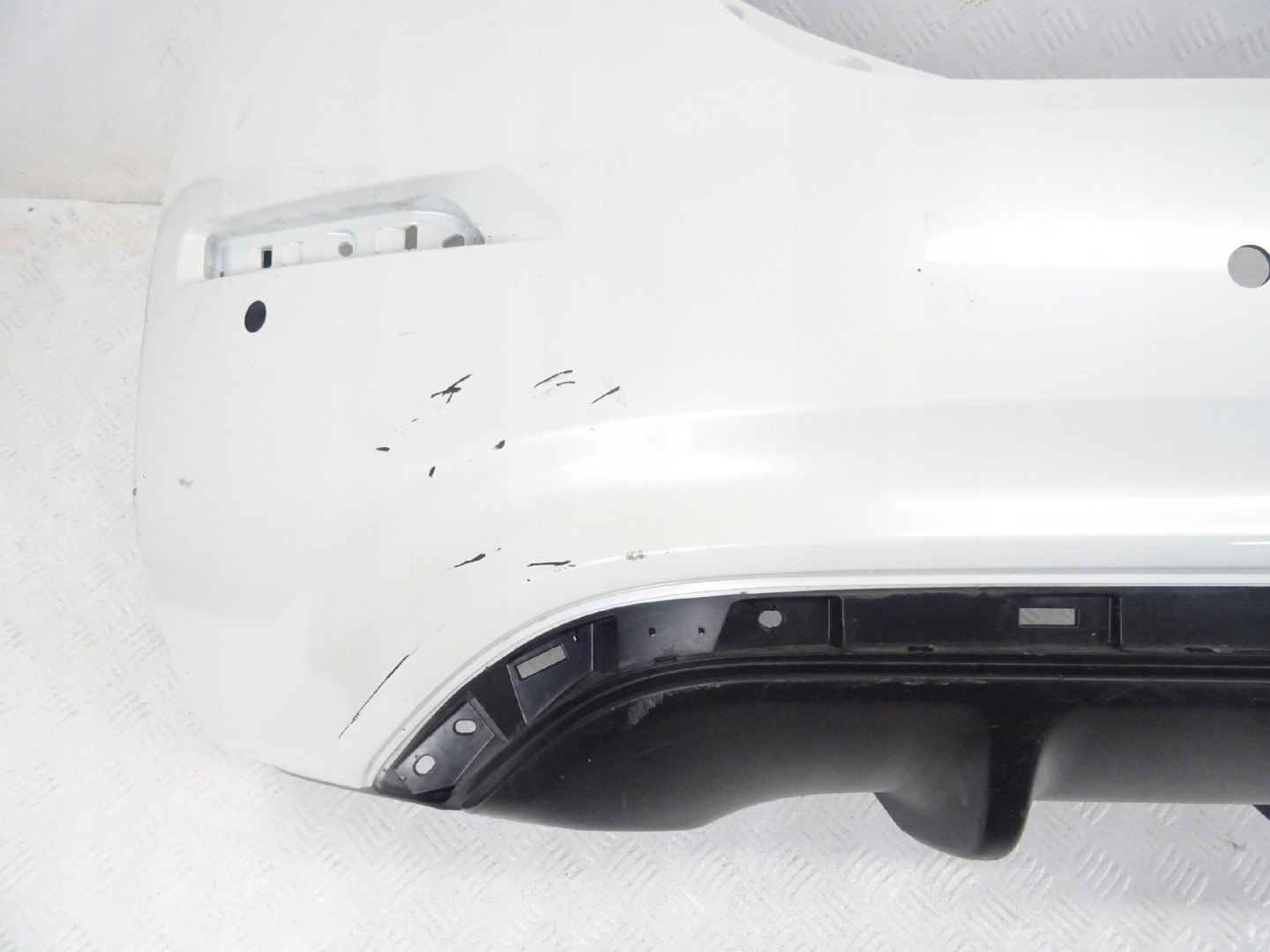 Nissan LEAF II 2 17- Stoßstange heck hinten