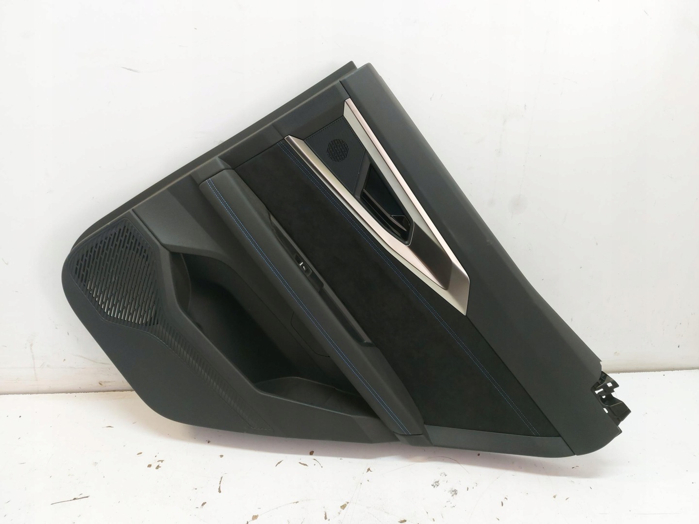 RENAULT AUSTRAL E side upholstery right rear part ALPINE
