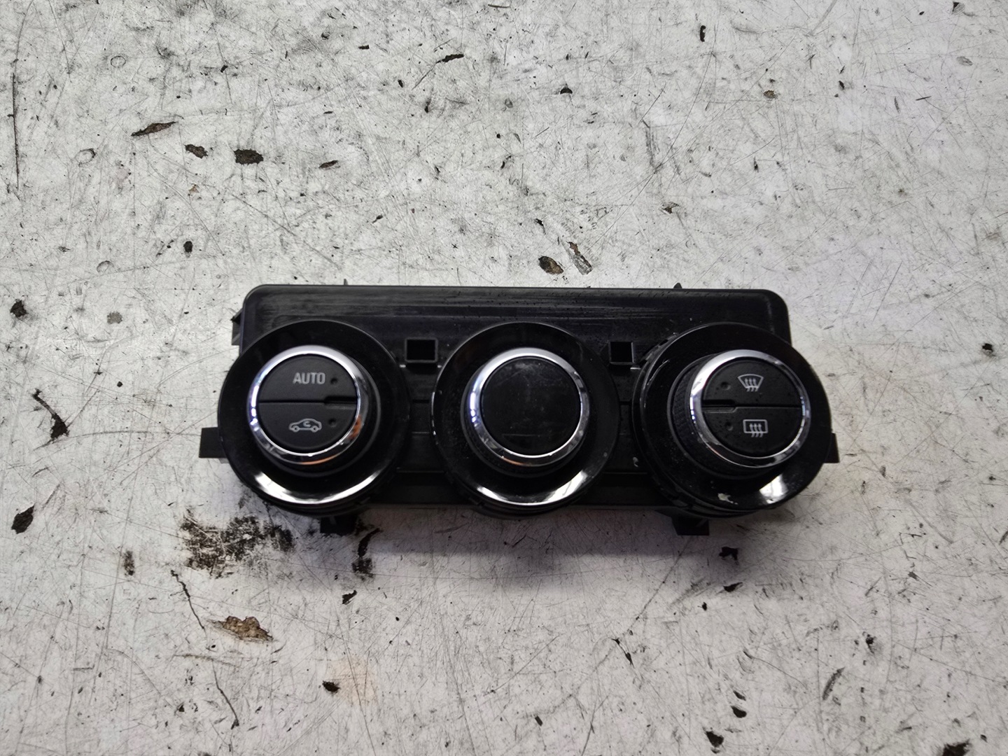 OPEL CORSA E ADAM Unite commande clima CLIMATRONIC 13468064