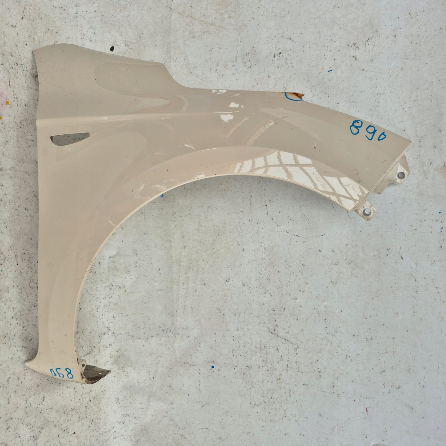 HYUNDAI I20 and 1 LIFT 12-15 fender front front right