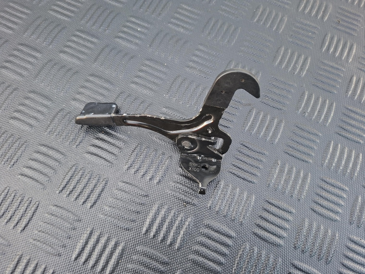 lock RYGIEL bonnets SSANGYONG KORANDO IV 4 C300