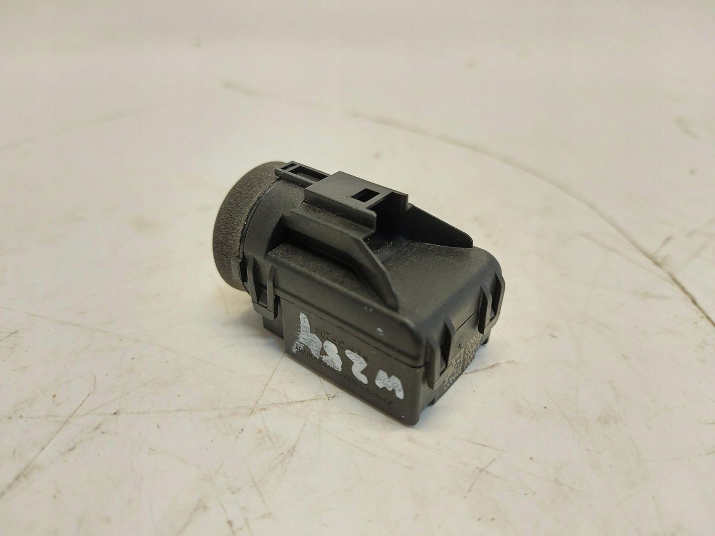 Mercedes W254 GLC 220d Sensor TEMPERATURY A0009056411