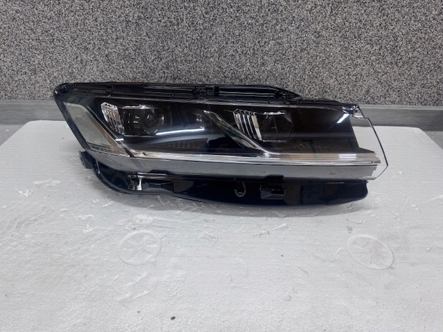 light right VW Touareg 761 Full Led