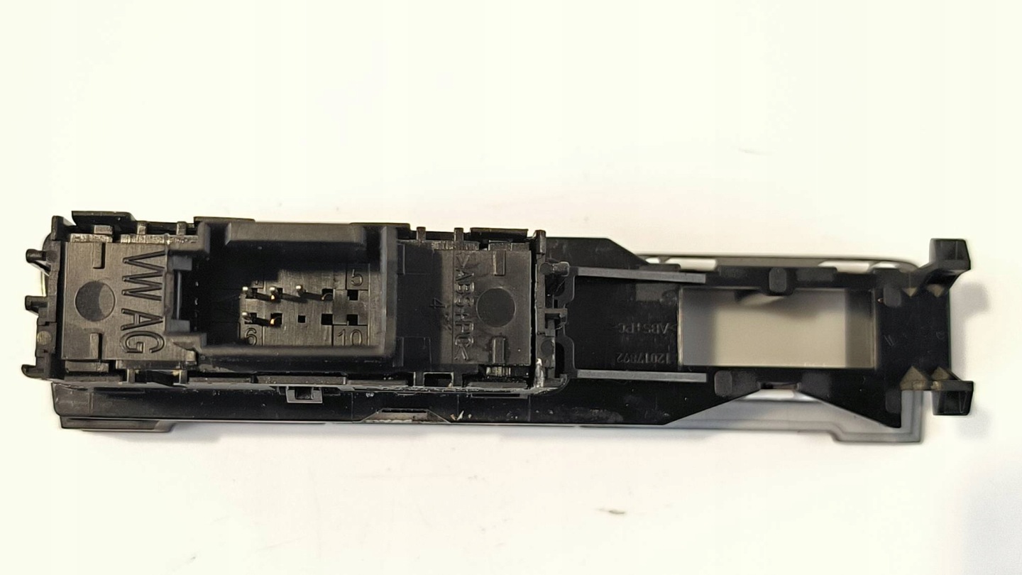 PANEL PRZYCISKOW 655927132C SKODA KAMIQ