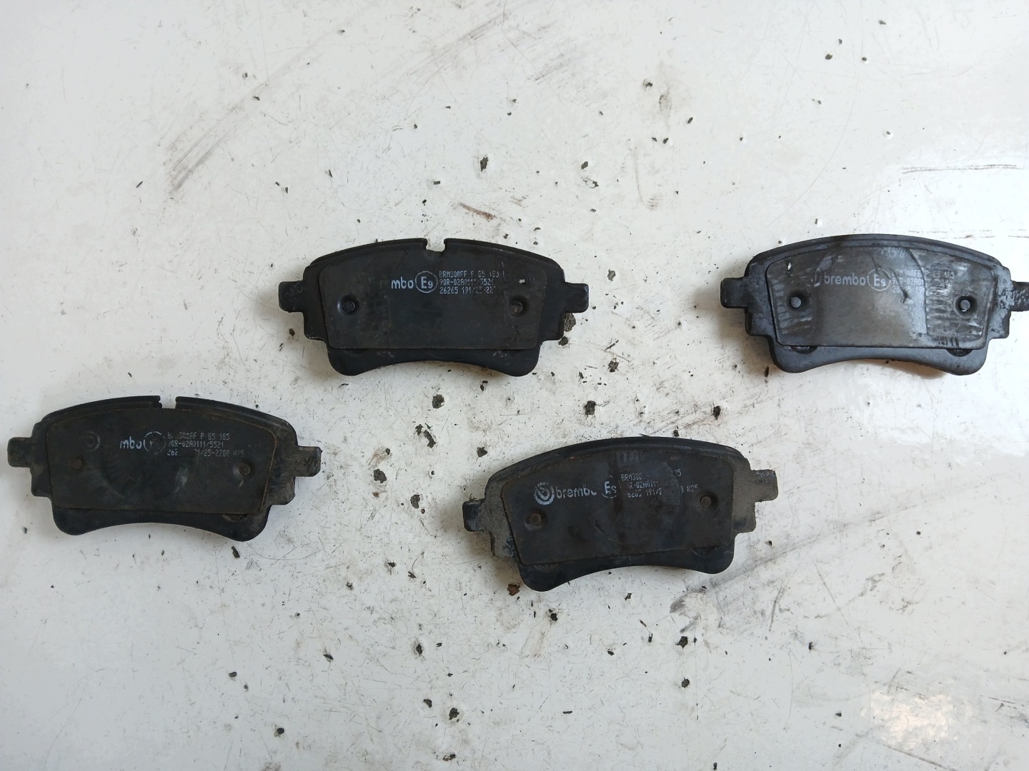 AUDI Q7 sustav KLOCKOW kočionih stražnji dio 4M0698451BC