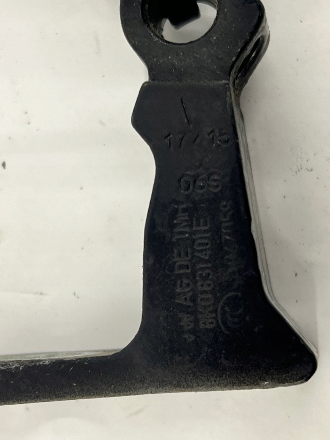 AUDI A4 B8 KOMBI AVANT LY9B hinges door left front PARA KOMPLET