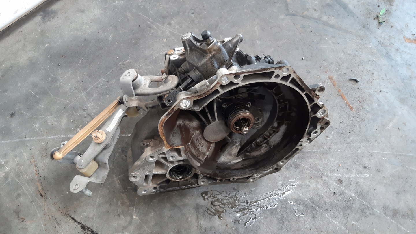 Getriebe BFJS374 Opel Corsa E