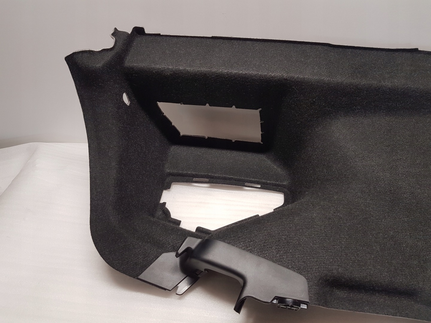 side upholstery boot right rear part BMW 5 G60 5A01788