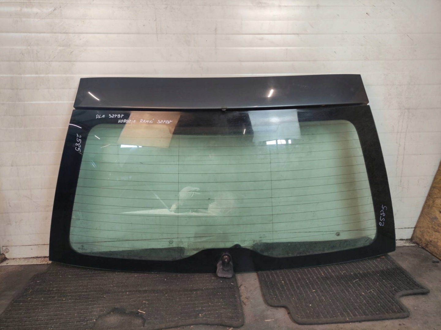 window rear part bonnet boot BMW E39 KOMBI