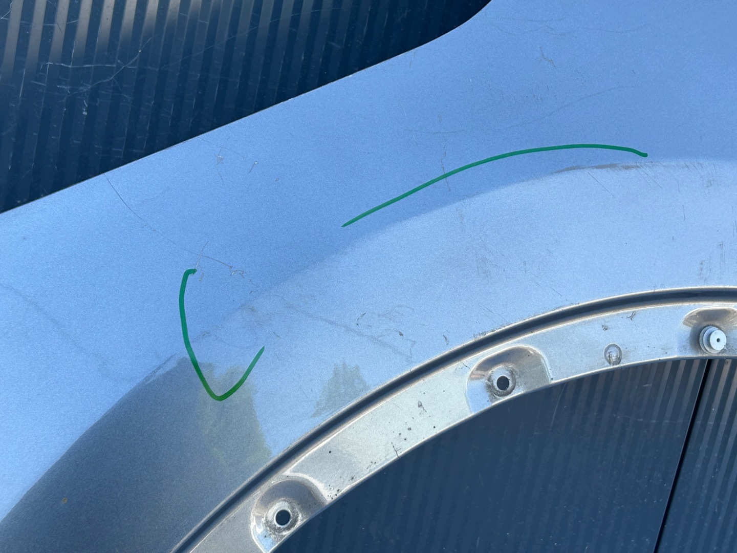 fender left front front NISSAN QASHQAI II J11
