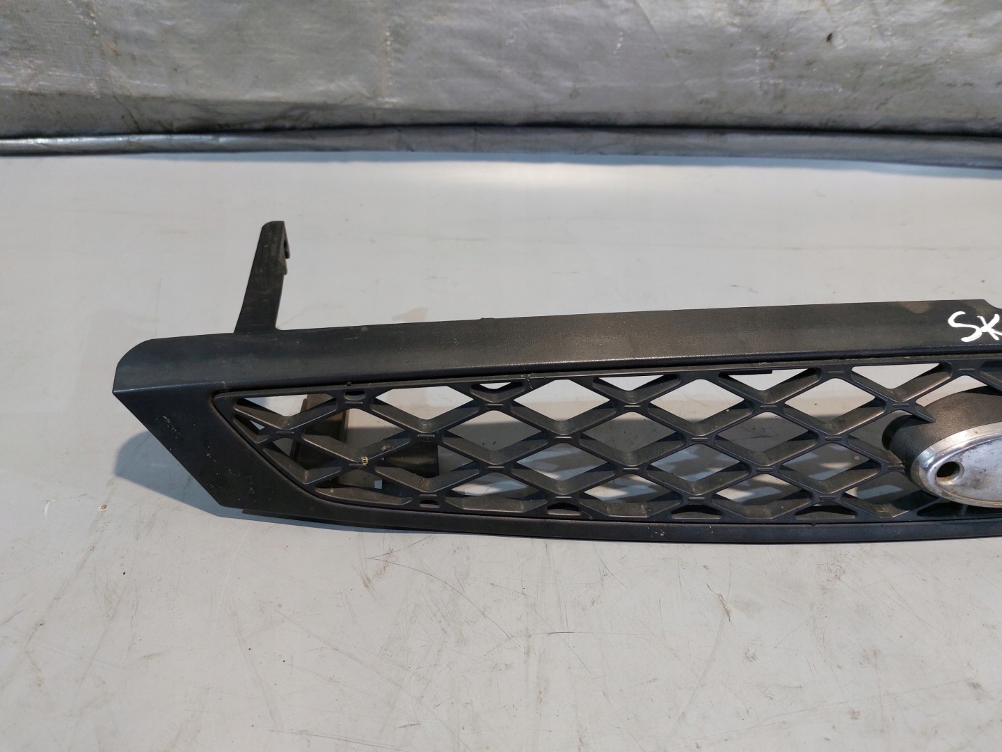 grill grille radiator FORD FOCUS MKI FL