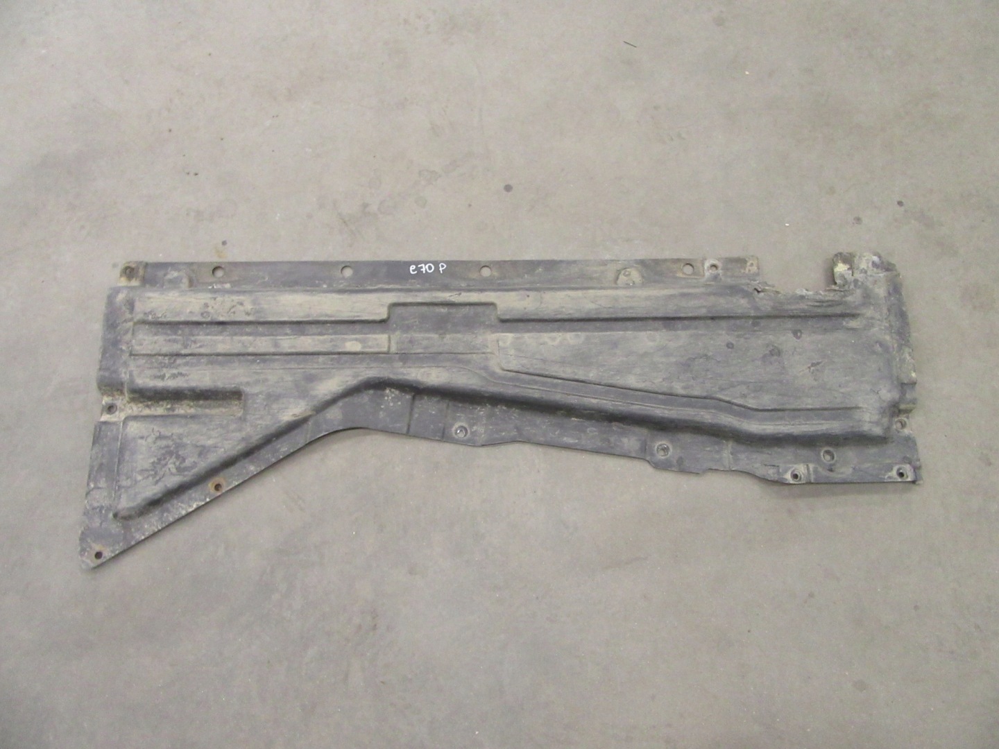 cover chassis right BMW e70 X5 e71 X6
