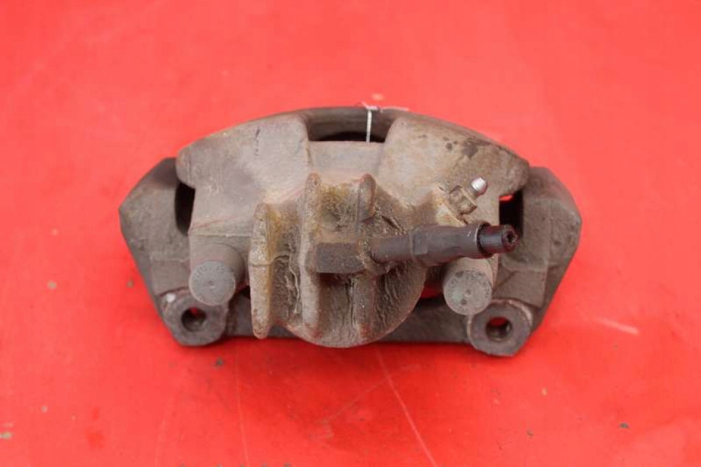 caliper brake right front VOLVO S60 1 and 2.4 D5 163 KM 04-09