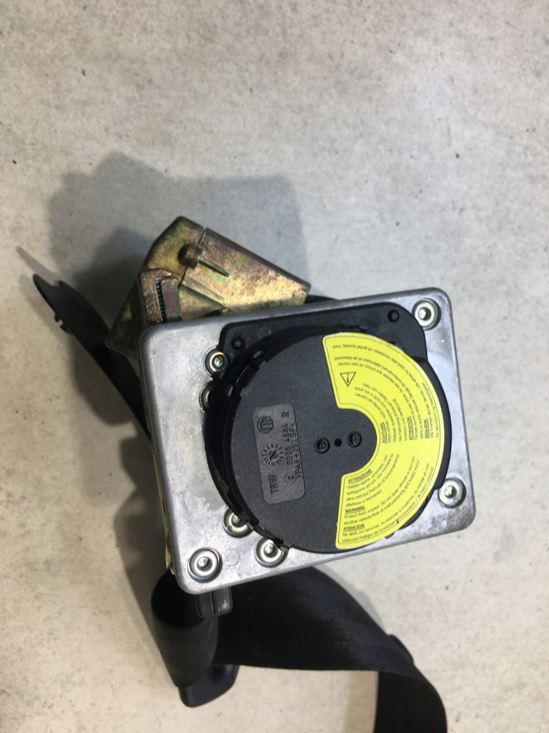 Gurten Sicherheits rechts heck PASSAT B5 3B5857806