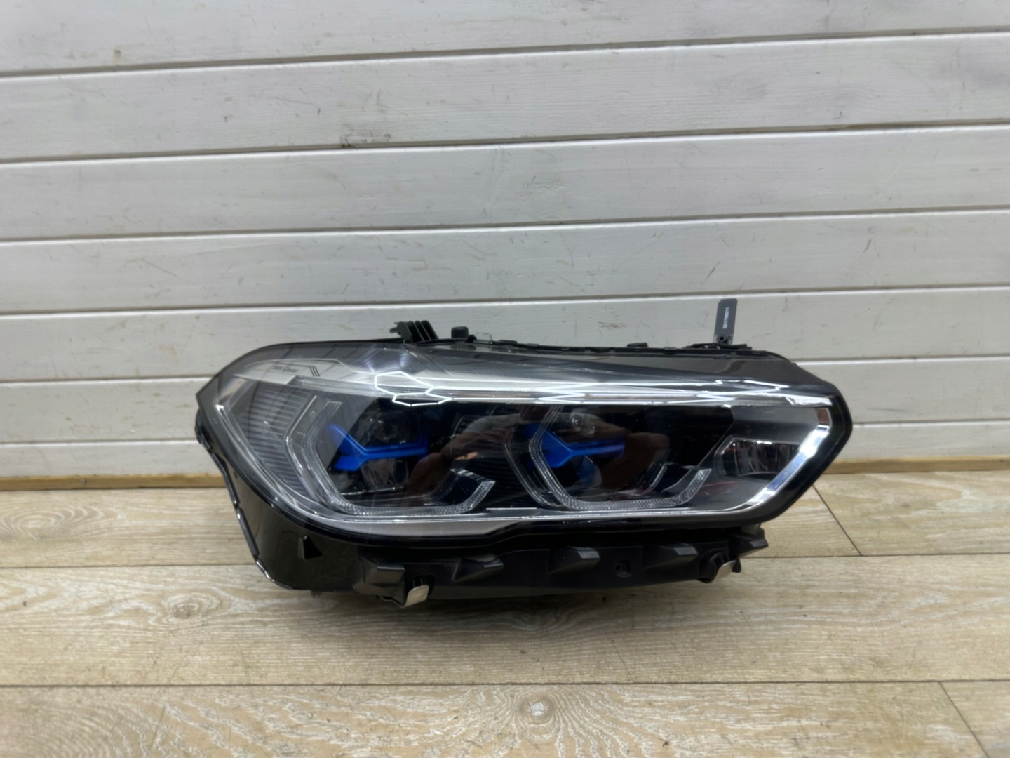 BMW X5 X6 G05 G06 light right front LASER