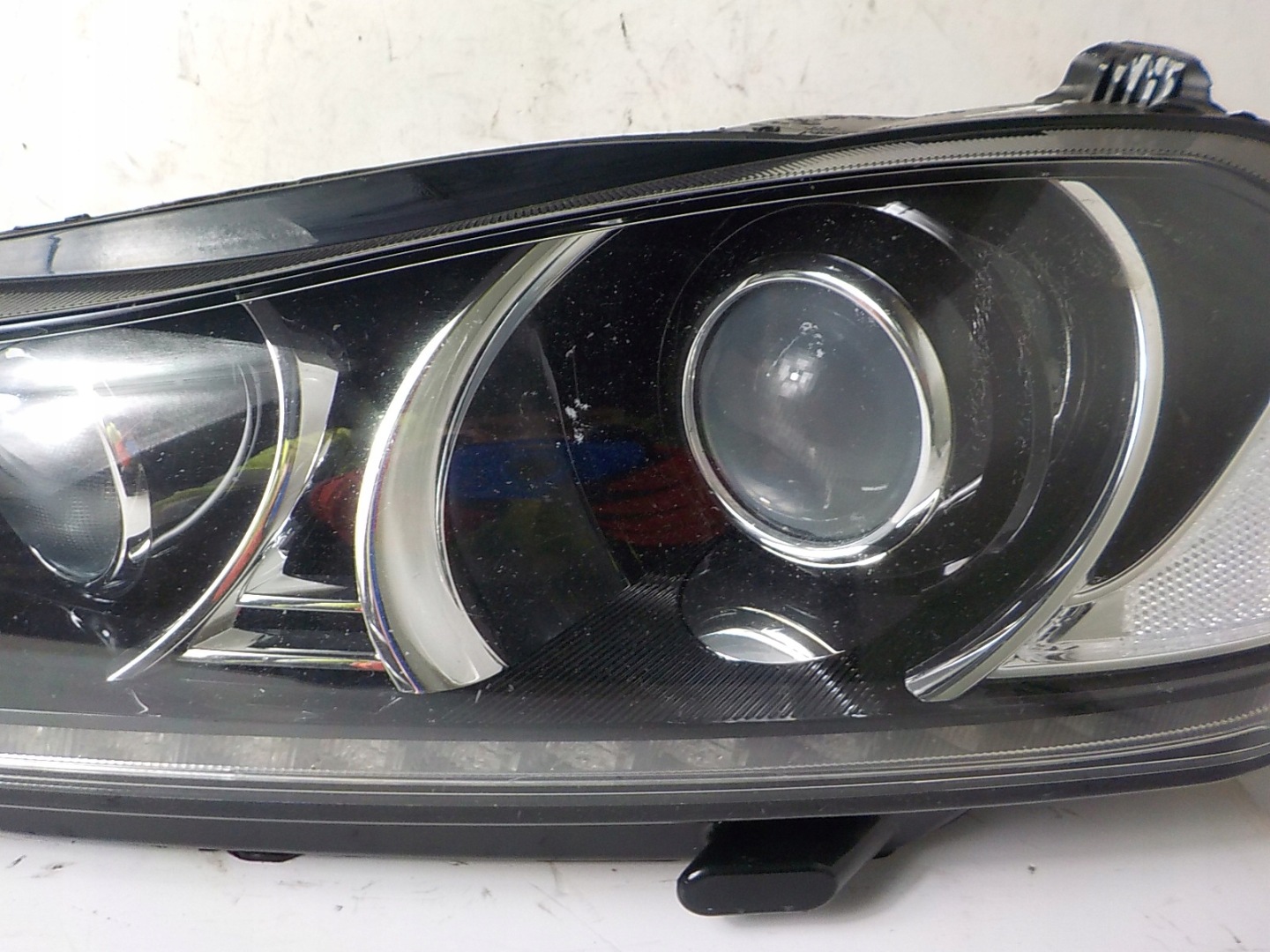 JAGUAR XF X250 XENON LIFT light left front front UK