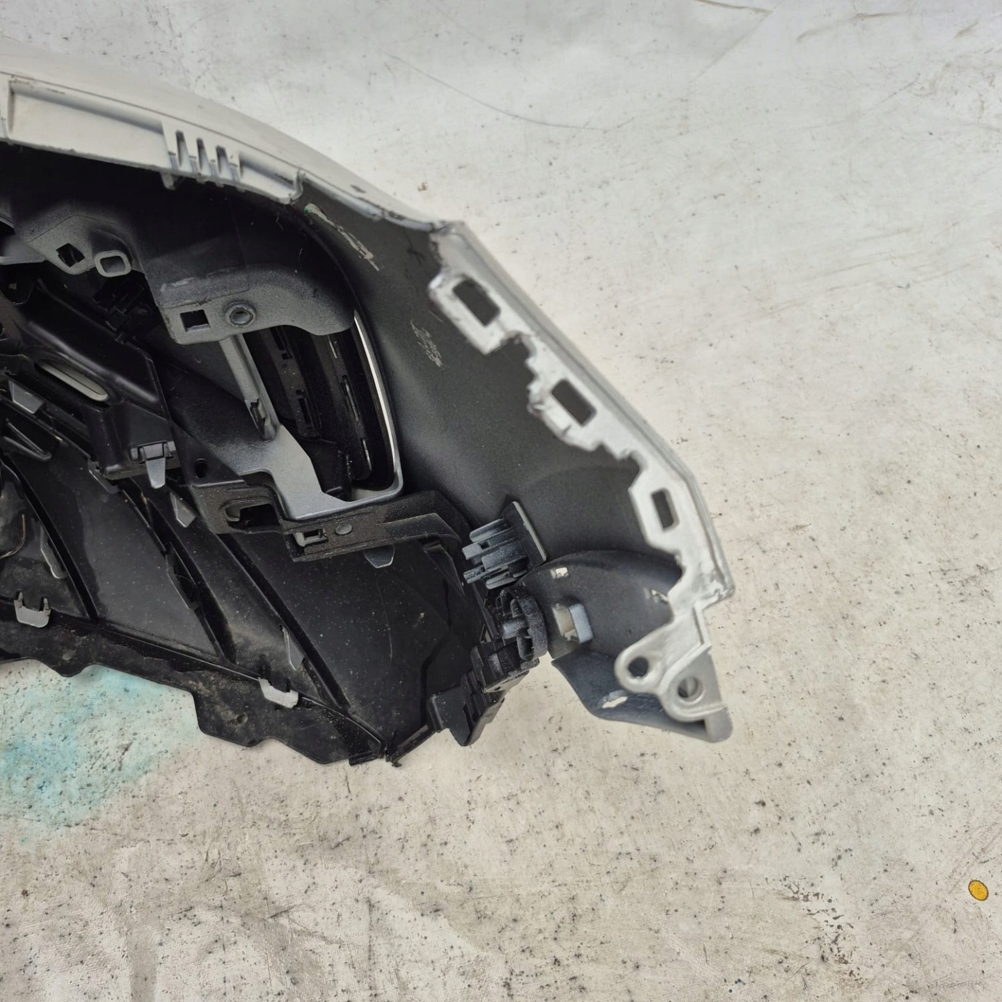 VW T-ROC T ROC LIFT 2GA 21- bumper front front PDC 2GA807217Q