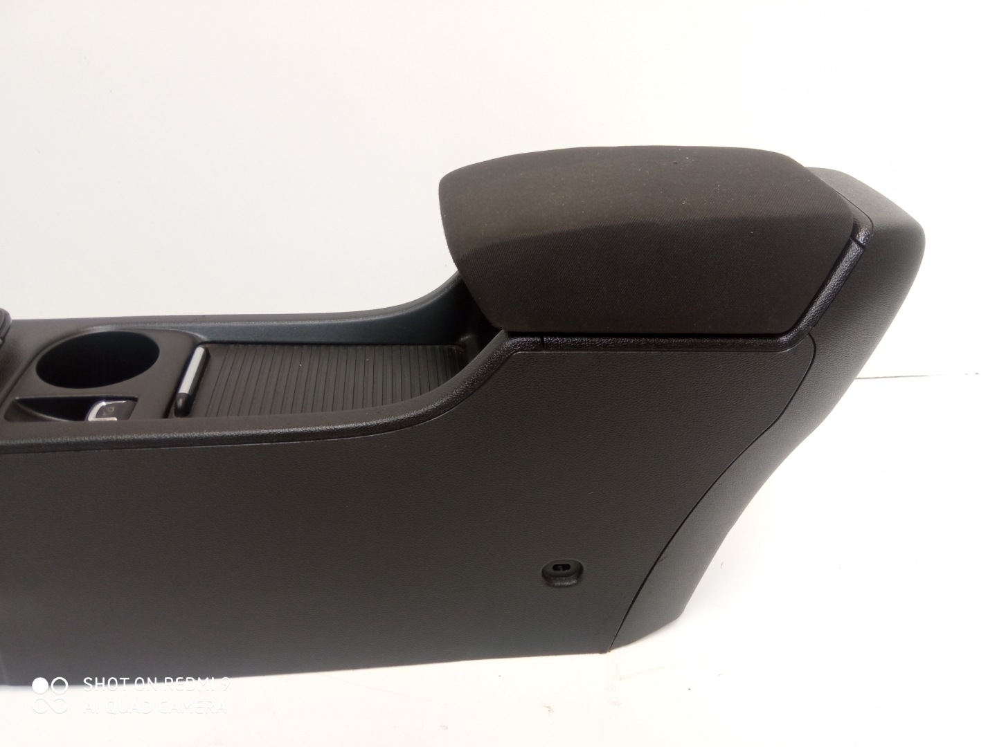 OPEL ASTRA J IV 4 TUNEL central armrest EU