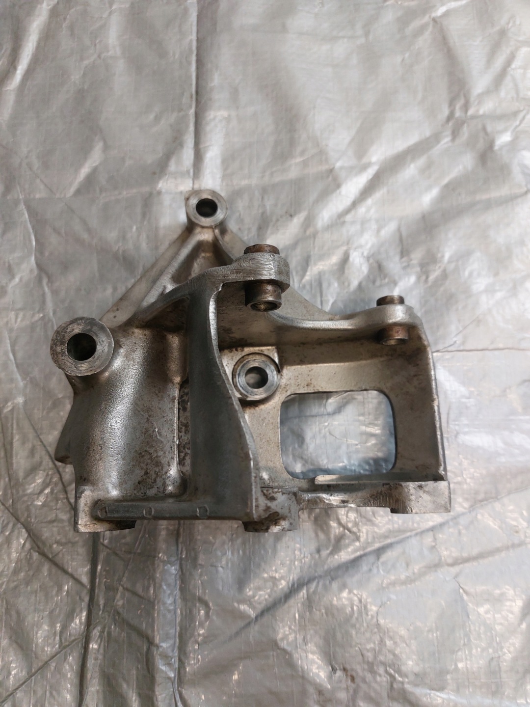 supporto alternatore LAND ROVER FREELANDER 1.8