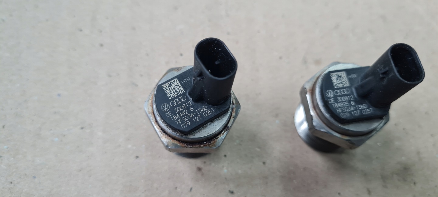 S7 4G A7 Sensor Sensor POMPY des Kraftstoffsbehälters 079127025T 4.0 TFSI S6 C7 A6