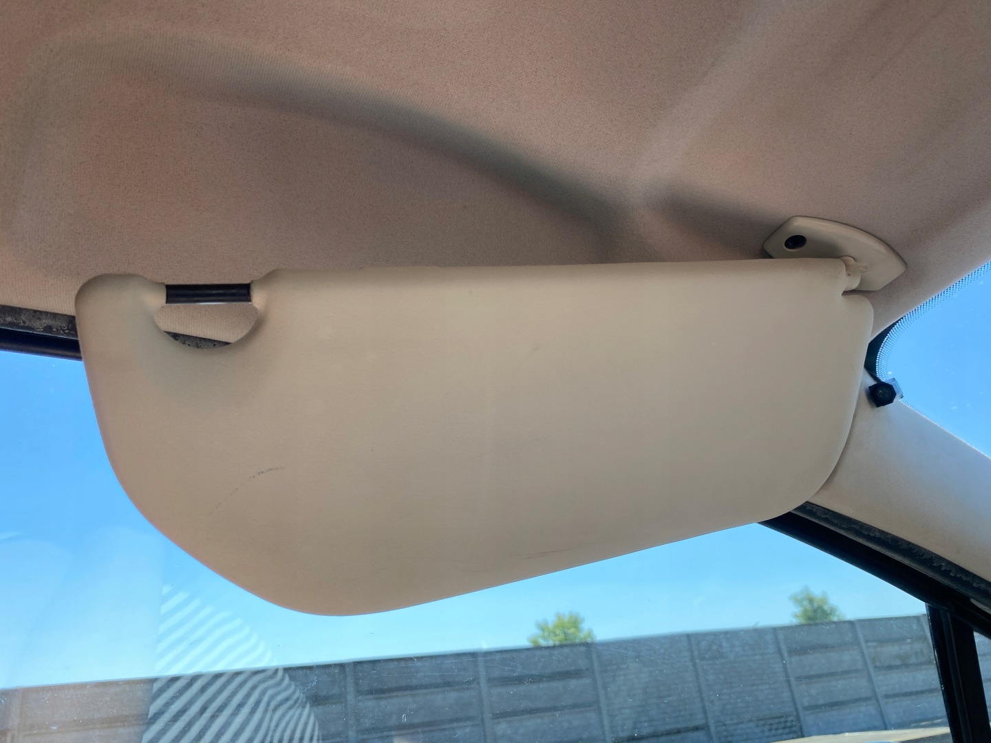 visor cover PRZECIWSLONECZNA left driver´s Citroen C4 04-11