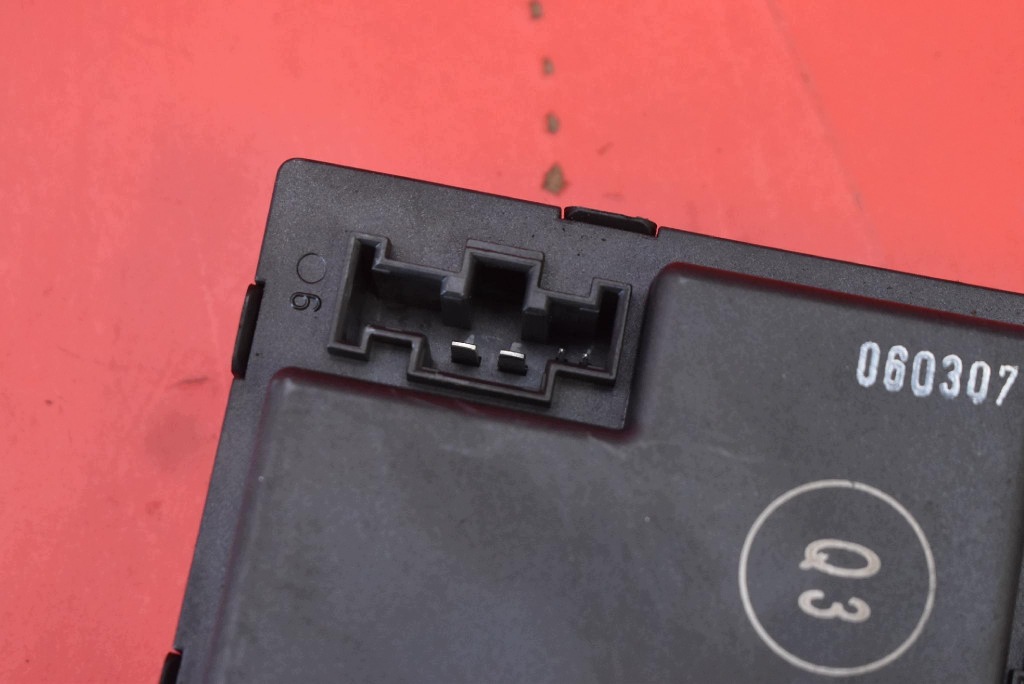 control unit module door right front 2098202026 MERCEDES CLK W209 C209 02-05