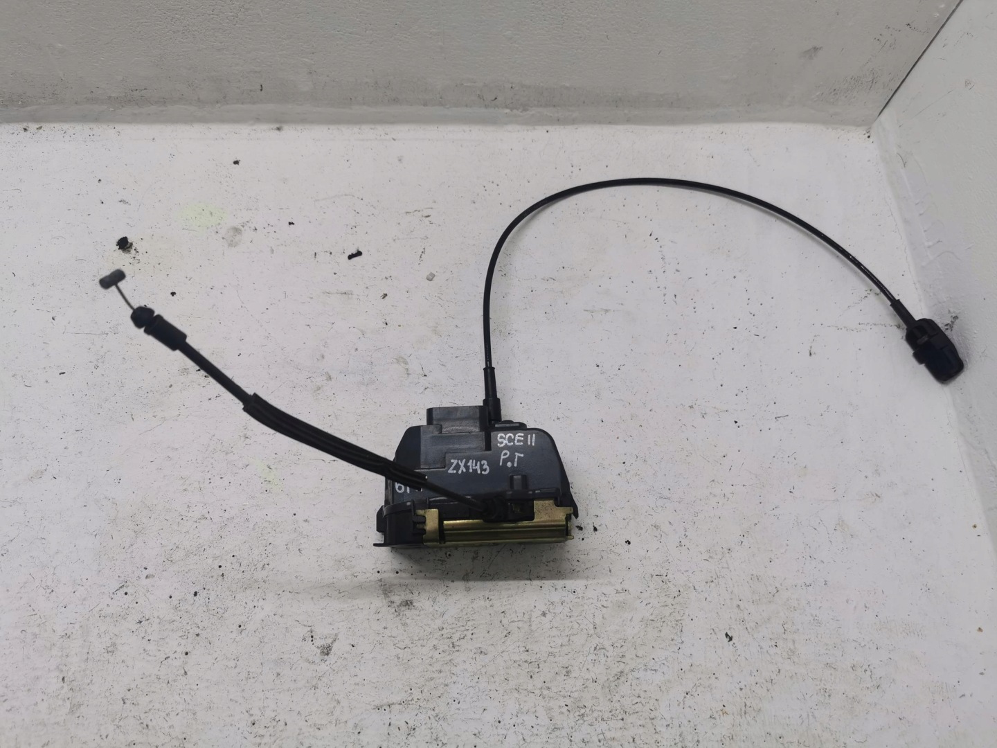 lock door right rear part RENAULT SCENIC II 6 PIN