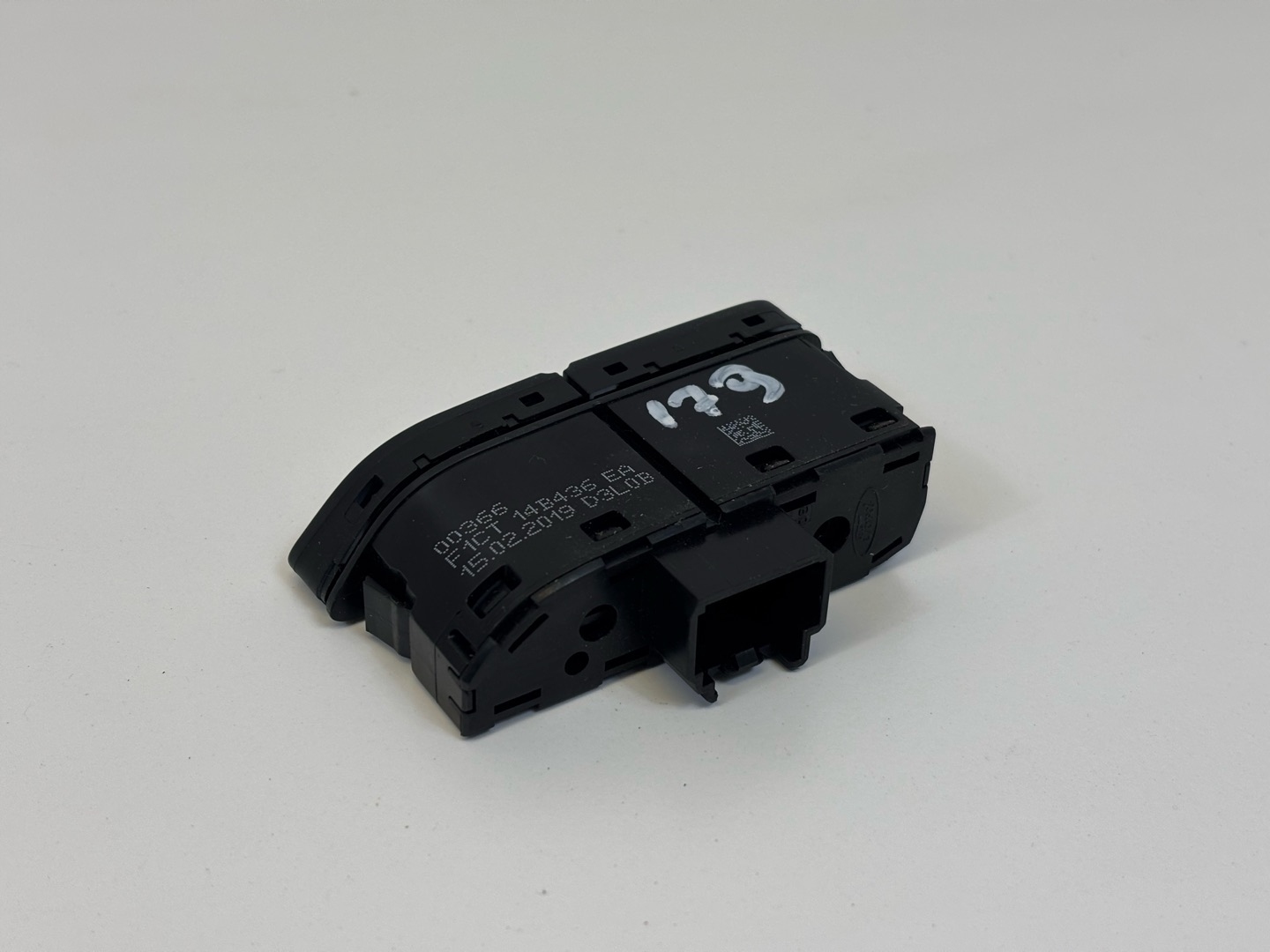 button Ford Kuga 2 2016 F1CT14B436
