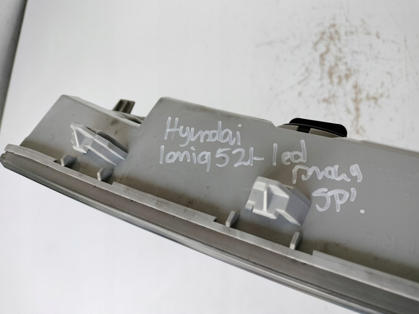 light fog light right LED HYUNDAI IONIQ 5 21