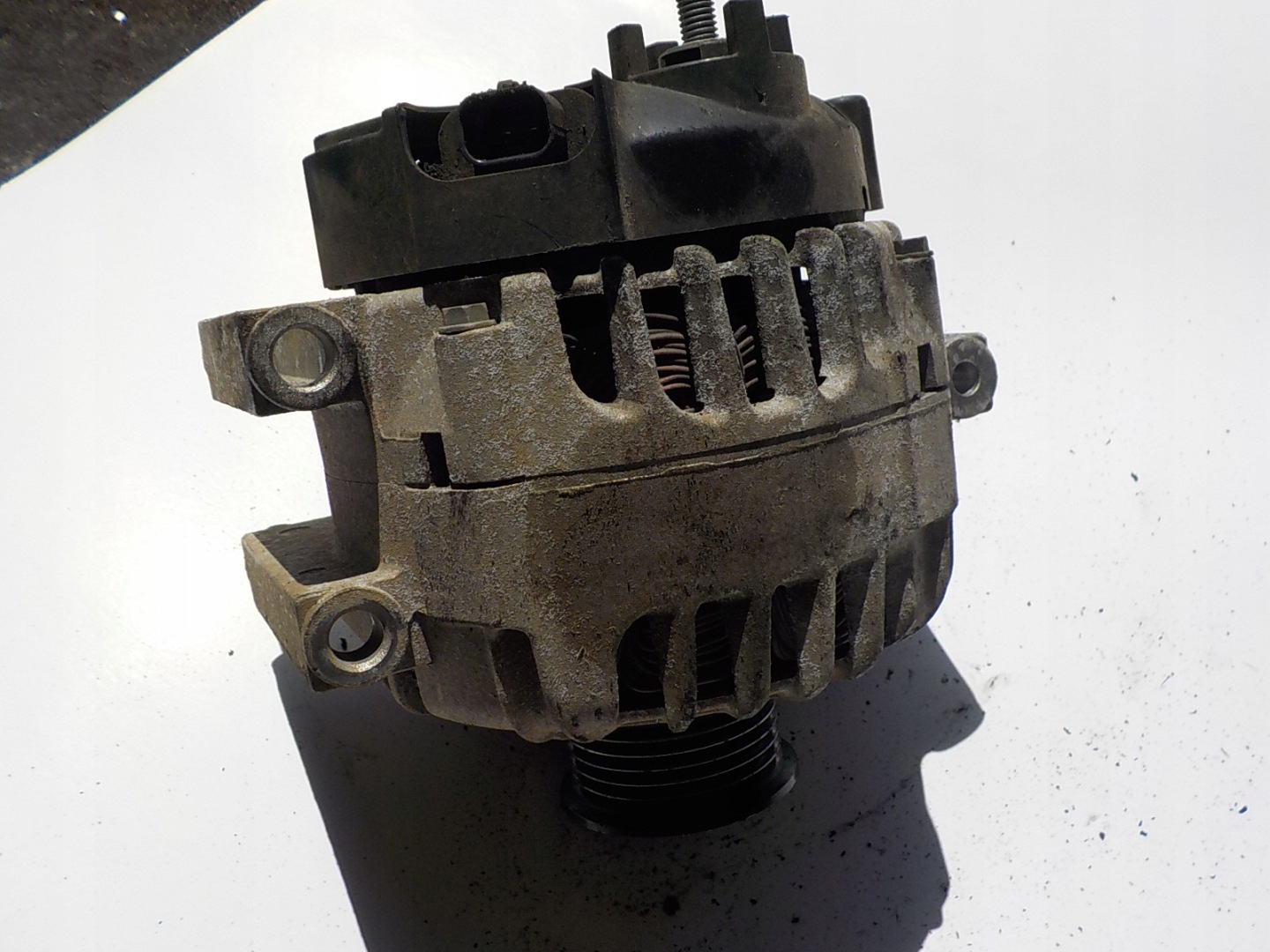 OPEL MERIVA B ASTRA J 1.6 CDTI ORG ALTERNATOR 13512745