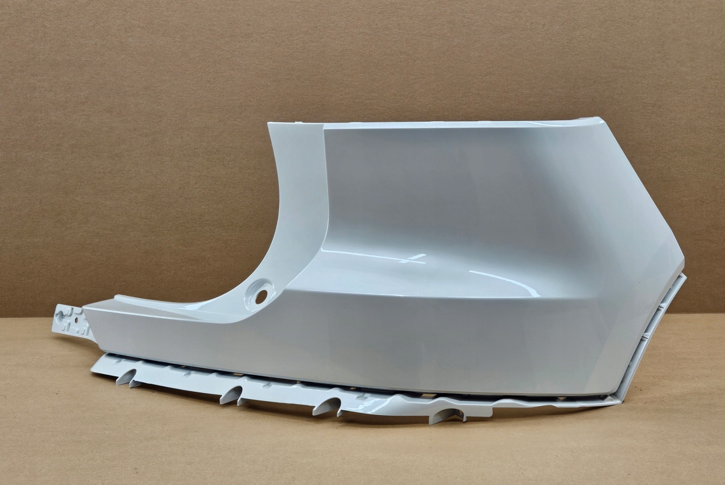 right corner bumper rear part VOLVO XC40 C40 W colour 707
