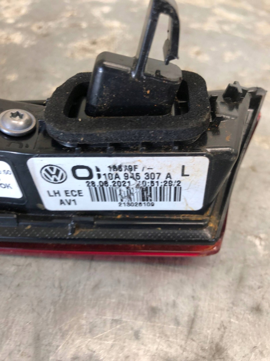 light left rear part to the bonnet VW ID3 ID.3 10A945307A
