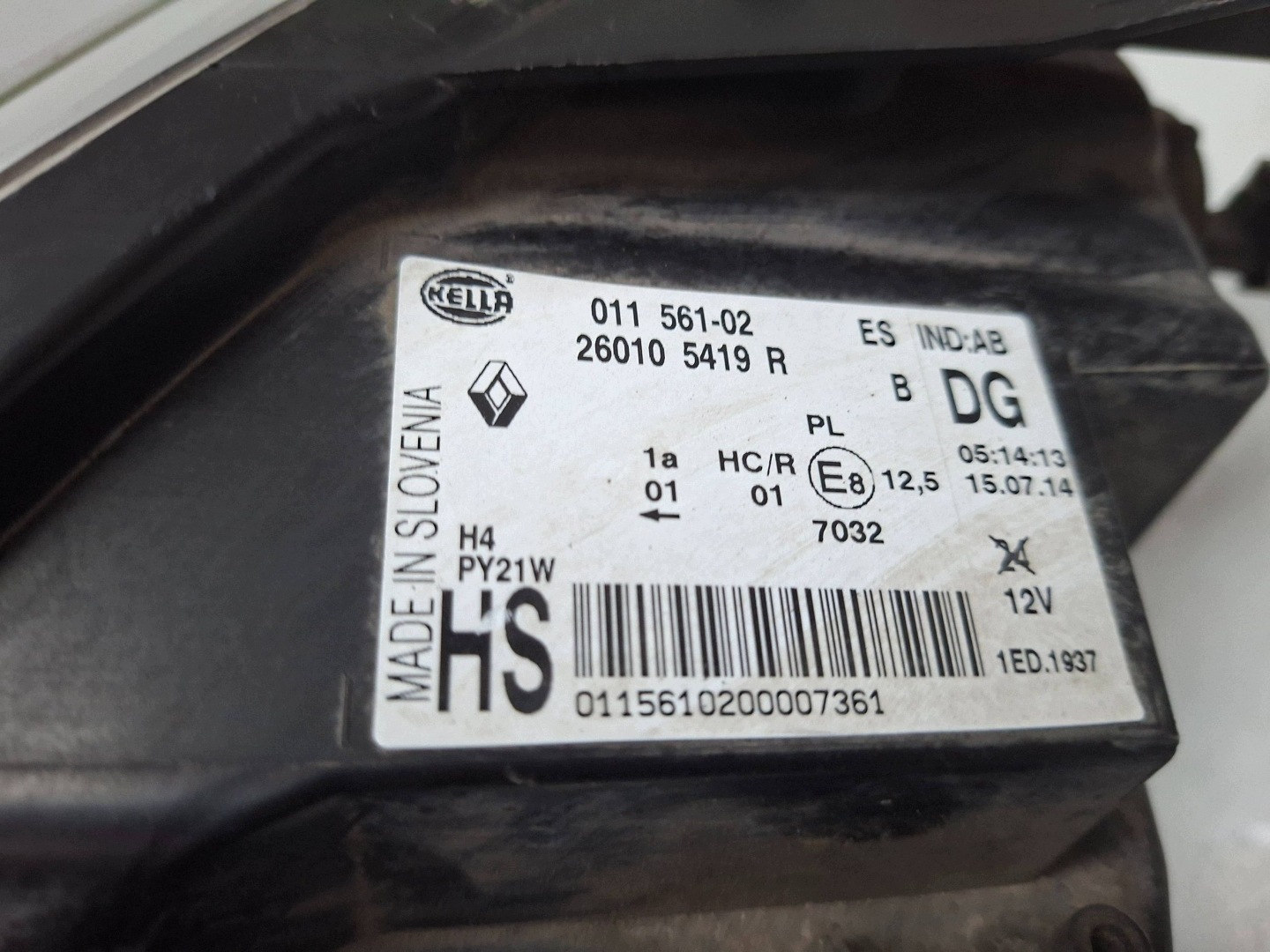 licht vorne rechts 260105419R RENAULT TWINGO III 2014