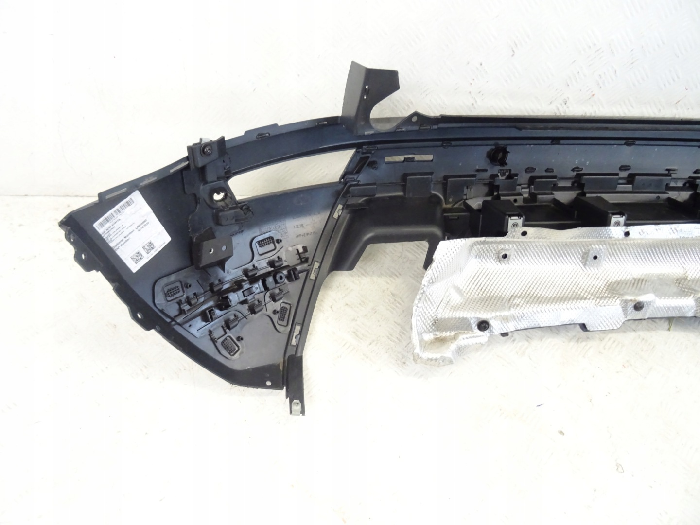 RANGE ROVER EVOQUE 1 and bumper rear part rear