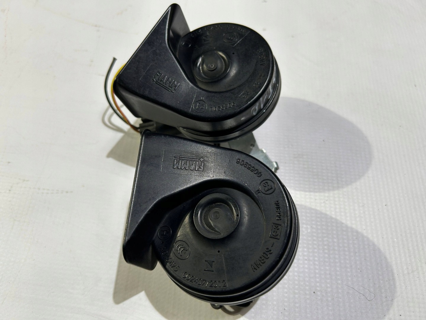 Klakson sygnal dzwiekowy complete Ford Mustang 2010-2014