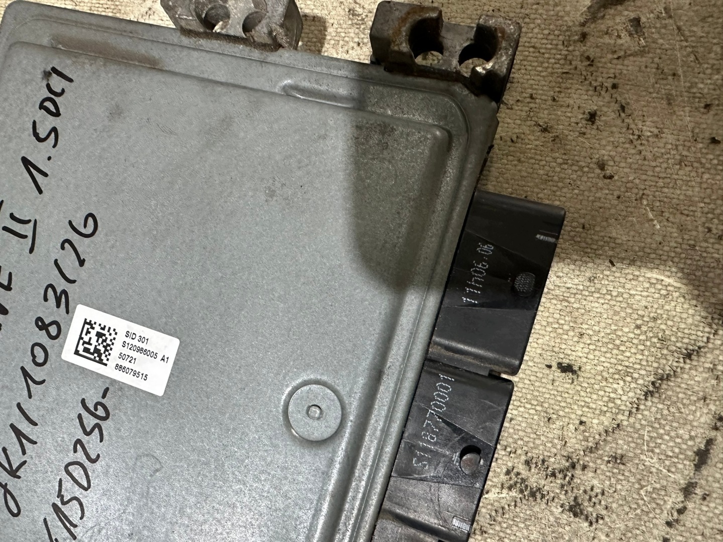 unité de commande électronique uce moteur RENAULT MEGANE II 1.5DCI 8200843713