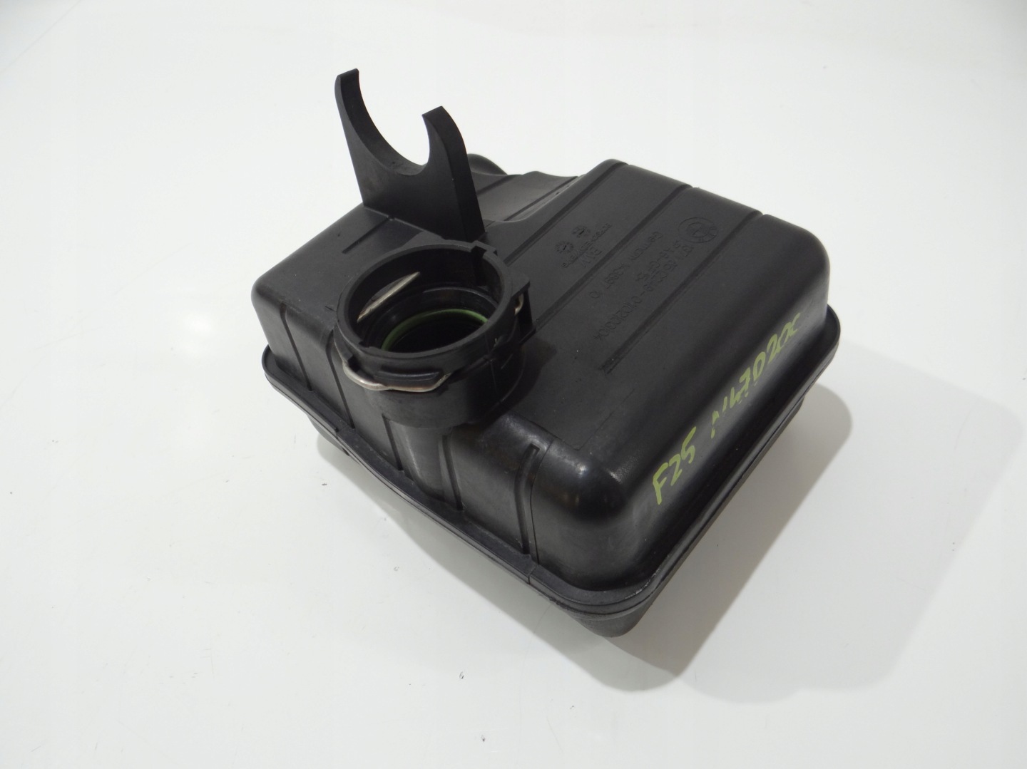 REZONATOR luft BMW X3 F25 N47D20C 8512249