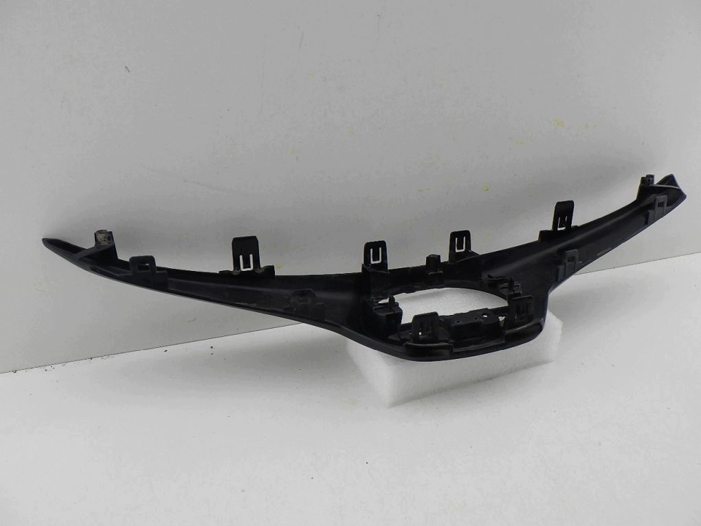 TOYOTA COROLLA E21 HB KOMBI 18- Grille