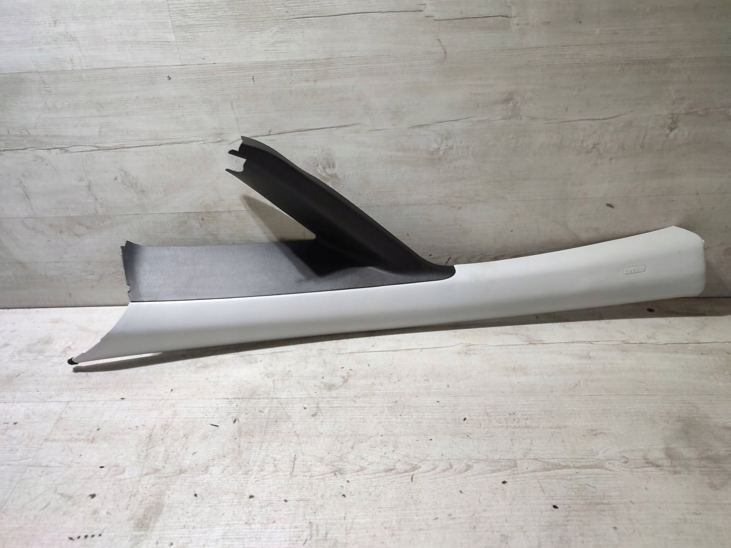 Opel Corsa E 2018 front side left cover slupka windows przedniej / A