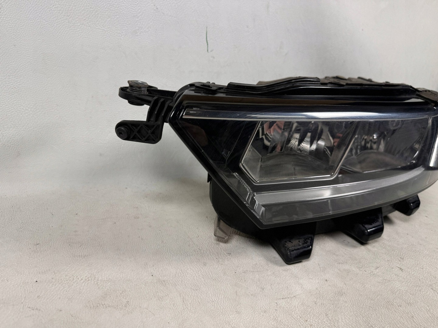 Vw T-roc 2GA 17- light left front front